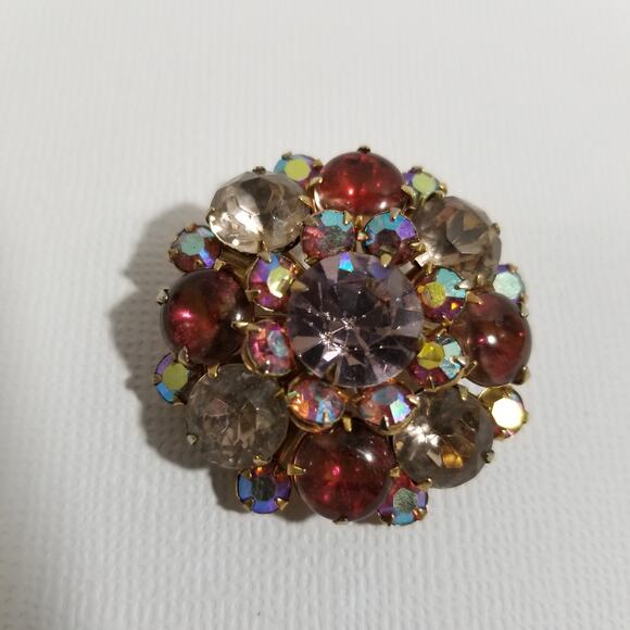 Vintage aurora borealis brooch one and one fourth triple - Picture 3 of 9